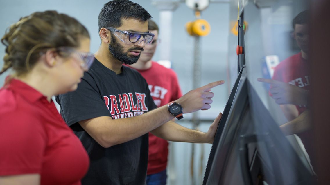 Engineering students at Bradley University